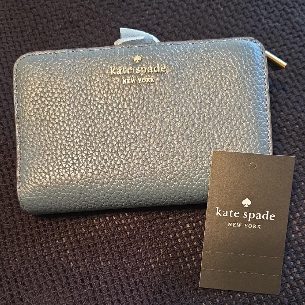 Kate Spade NWT Bluestone Midbifold Pebbeled Leather Wallet